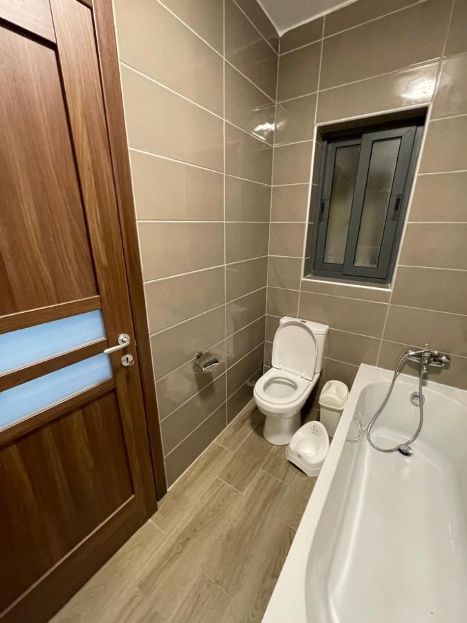 Blue Skies Family Apartment With Terrace Сейнт Полс Бей Екстериор снимка